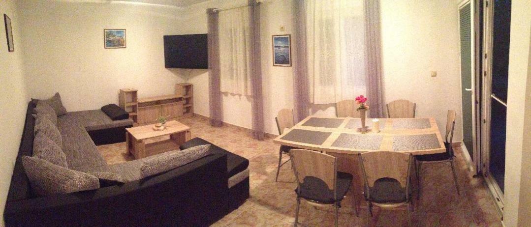 Apartment Dita Kaštela Zewnętrze zdjęcie